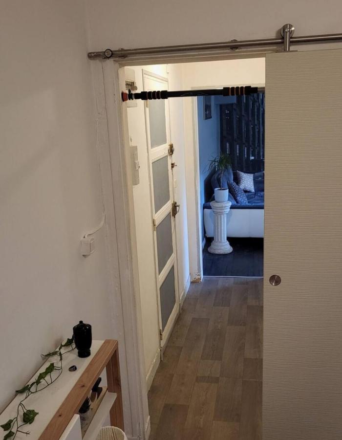 T2 Cosy Autonome H24 Parking Prive Attenant Tv 165Cm Netflix Wi-Fi Au Rez-De-Chaussee Alencon Luaran gambar