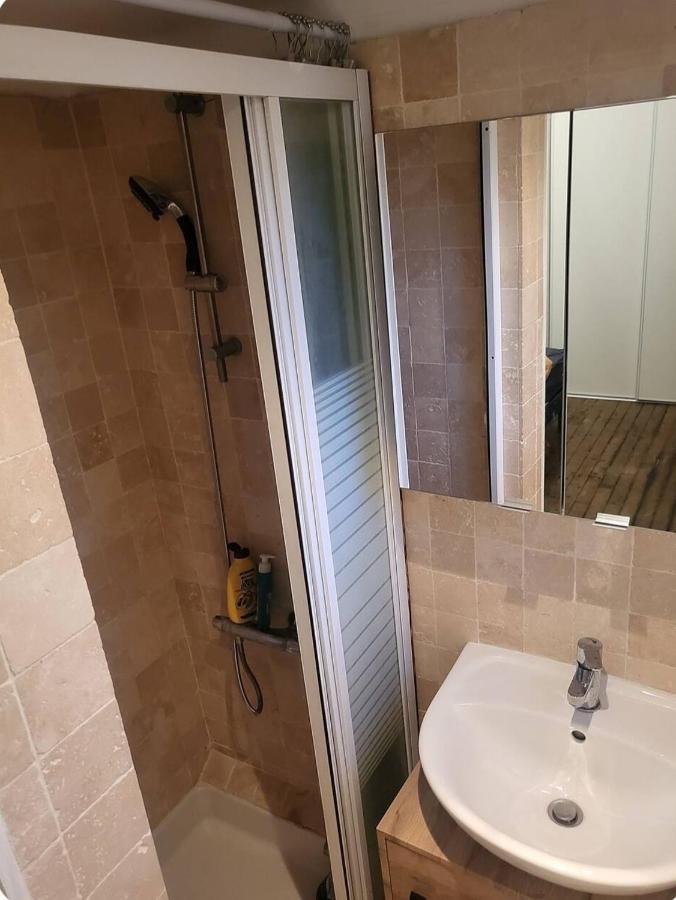 T2 Cosy Autonome H24 Parking Prive Attenant Tv 165Cm Netflix Wi-Fi Au Rez-De-Chaussee Alencon Luaran gambar