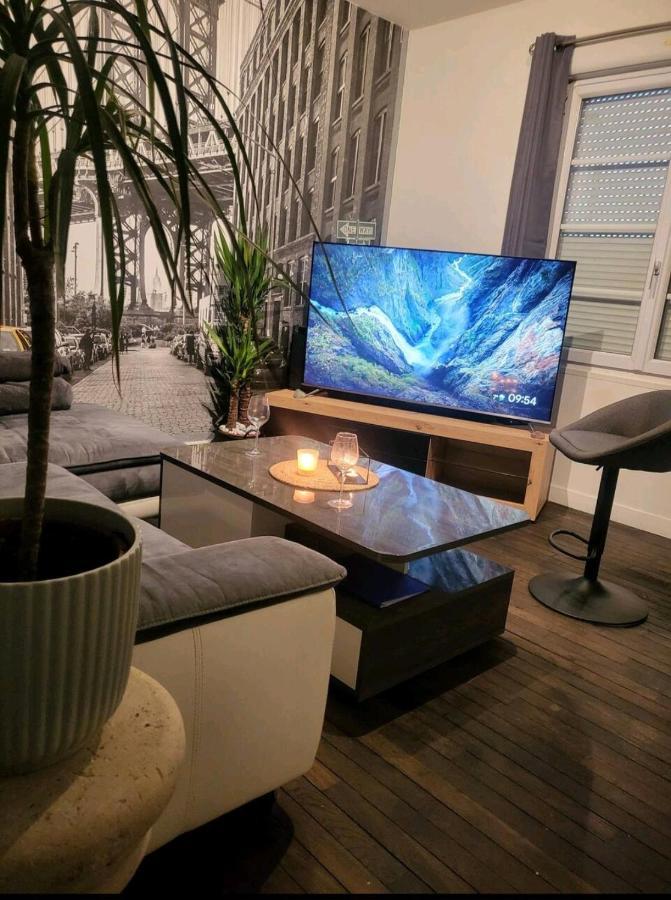 T2 Cosy Autonome H24 Parking Prive Attenant Tv 165Cm Netflix Wi-Fi Au Rez-De-Chaussee Alencon Luaran gambar